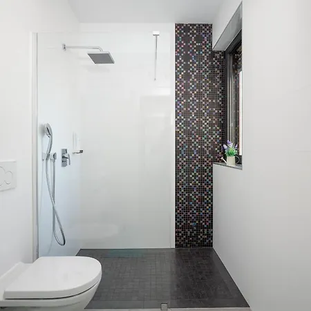 Harmony Μακάρσκα